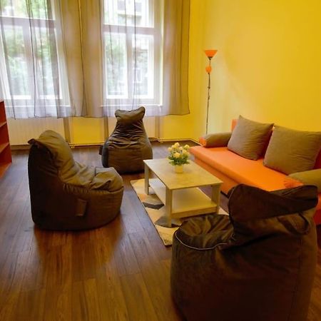 Comfort 2Bedrooms Quite Place!-Vinohrady Prága Kültér fotó